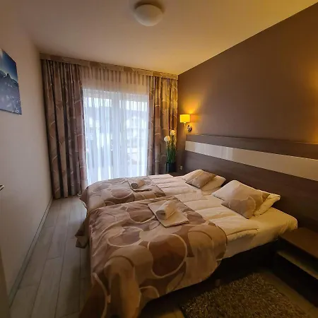 Czarna Gora Bormio 2 * שייננה