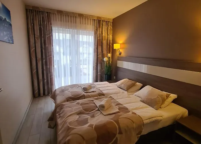 Czarna Gora Bormio 2 * שייננה